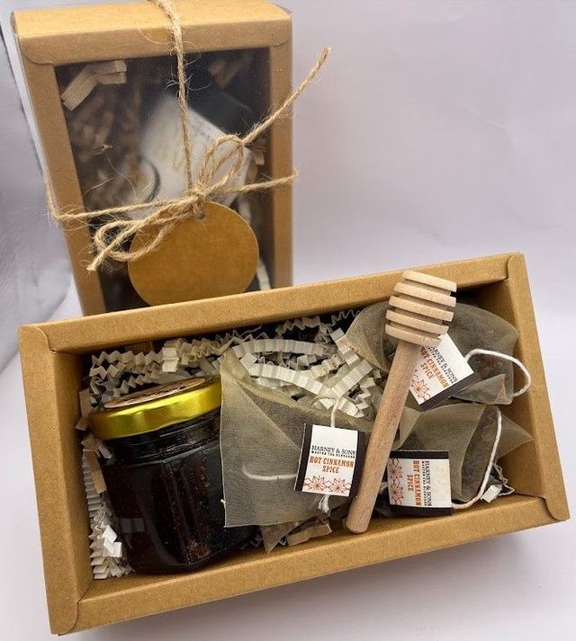 Honey & Tea Gift Set - Small Local Lake Highlands Honey